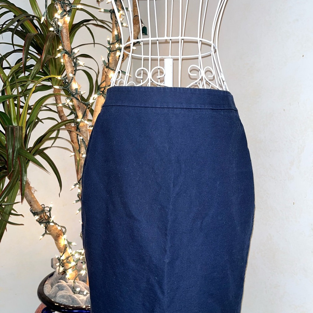 Elegant Navy Blue Women's Skirt